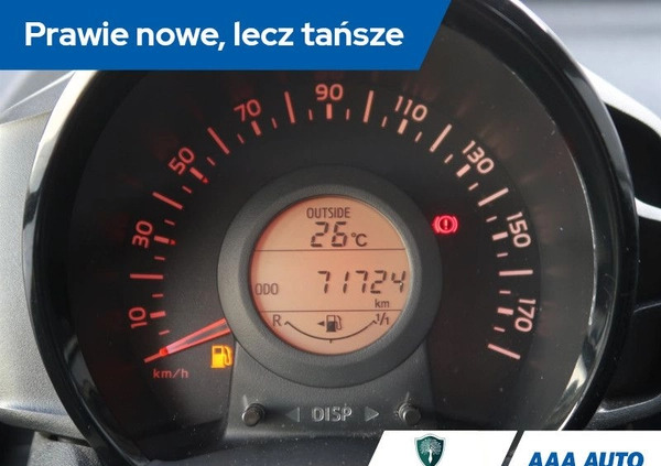 Toyota Aygo cena 34000 przebieg: 71717, rok produkcji 2017 z Zbąszynek małe 137